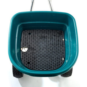 Cresco CR30SWS stainless steel walk-behind fertiliser and salt spreader