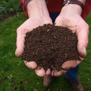 Bulk growing media, topsoil and compost supplied by Phoenix Amenity